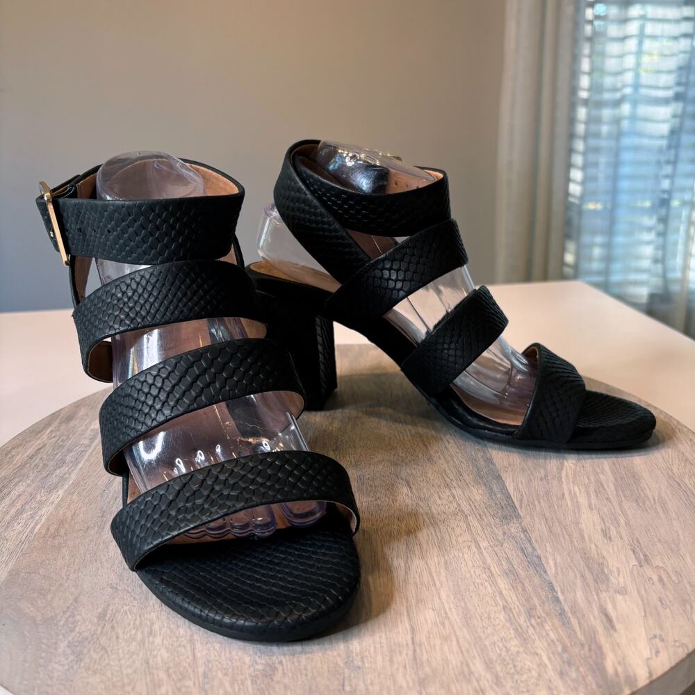 Vionic Blaire Block Heel Sandals Black Snake Embossed Leather Women’s Size 9.5